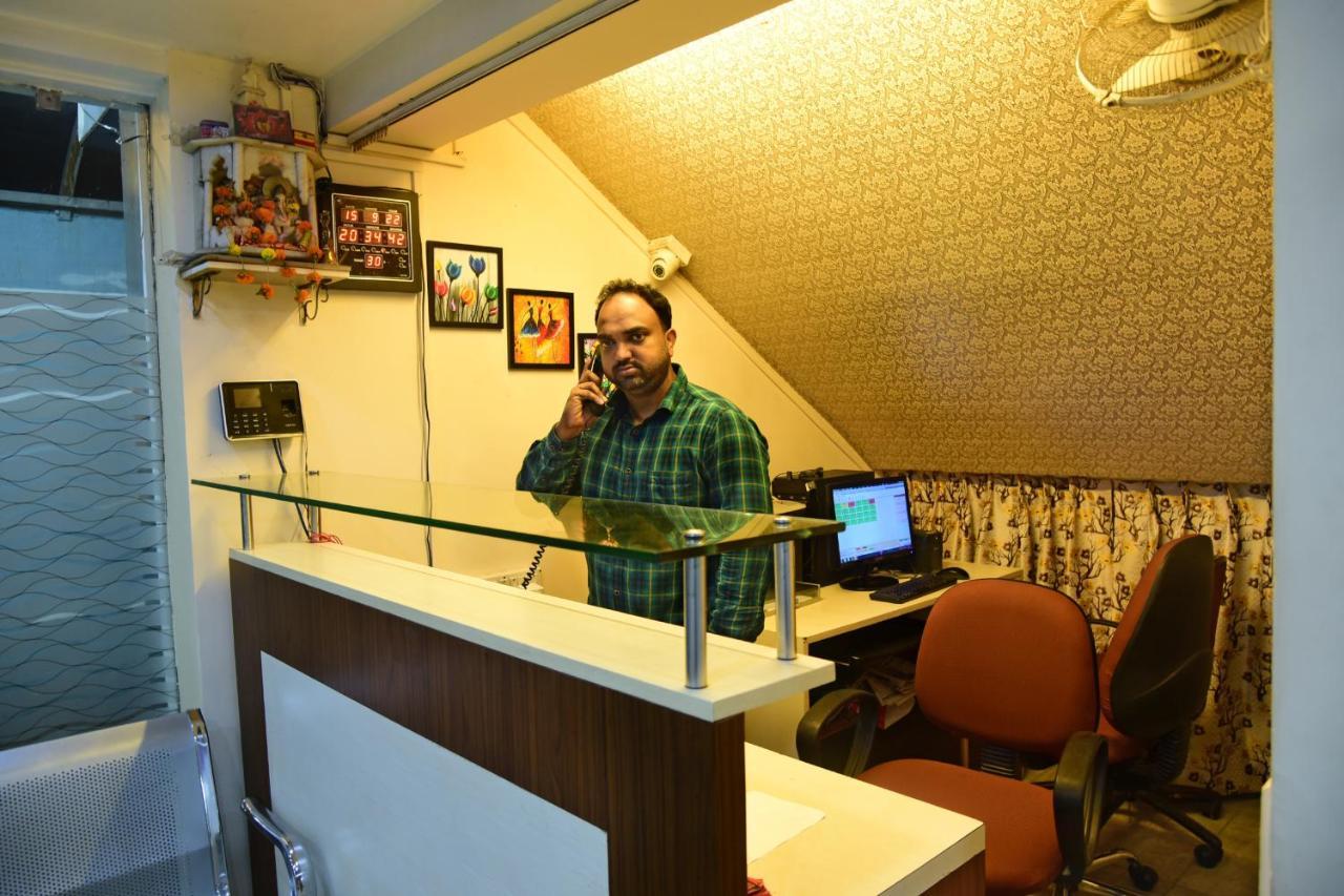Reliable Inn Calcutta Extérieur photo
