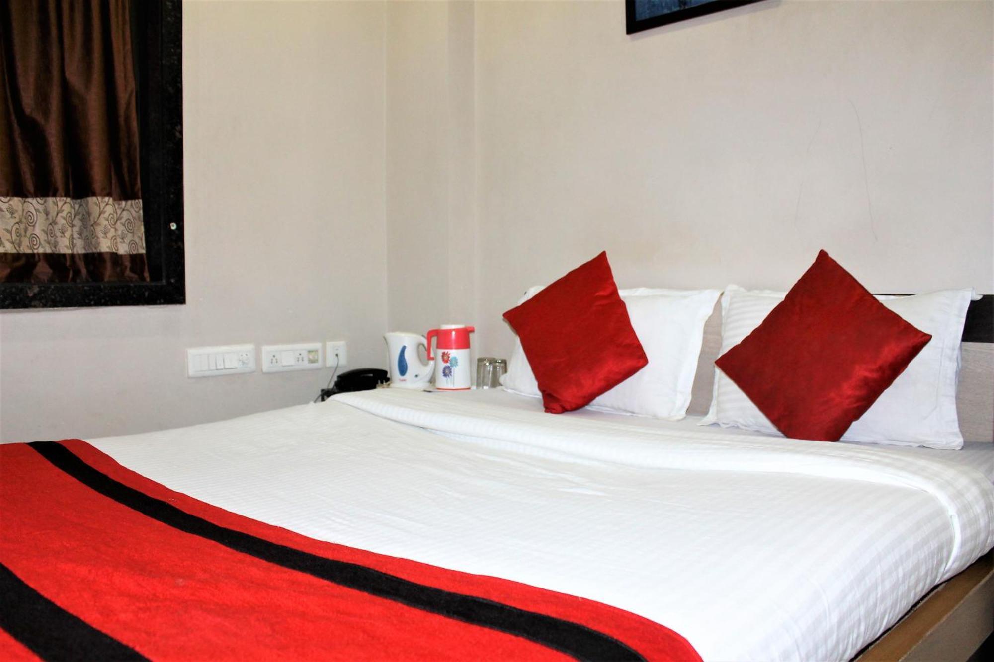 Reliable Inn Calcutta Extérieur photo