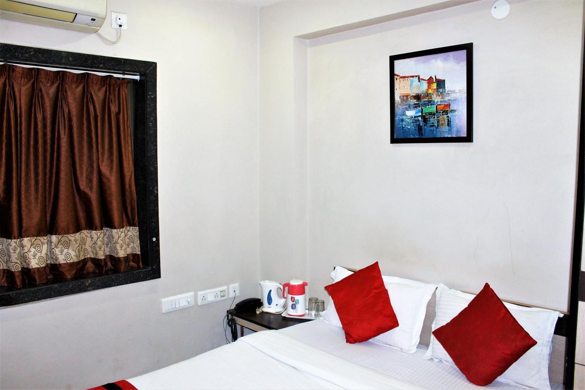 Reliable Inn Calcutta Extérieur photo