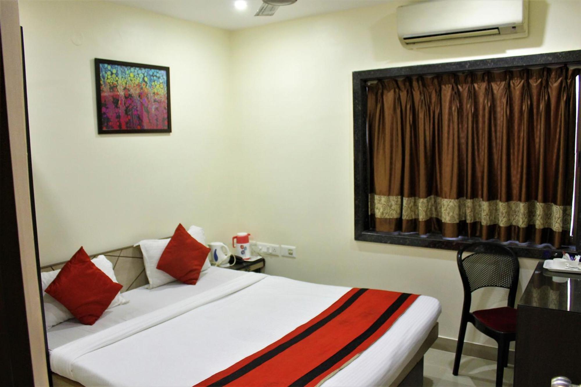 Reliable Inn Calcutta Extérieur photo