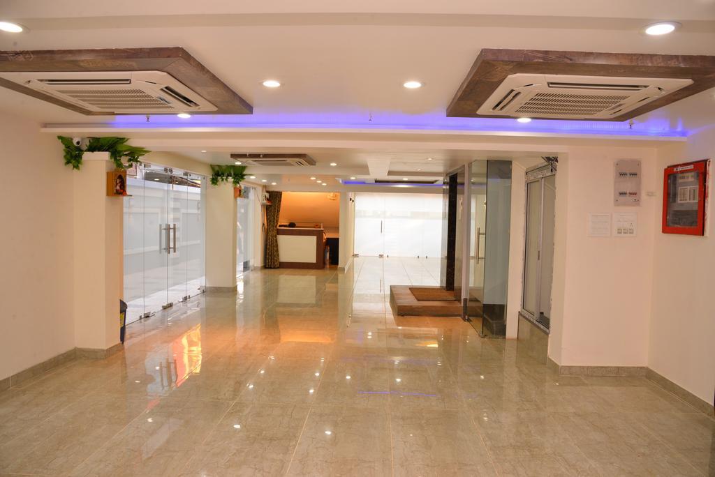 Reliable Inn Calcutta Extérieur photo